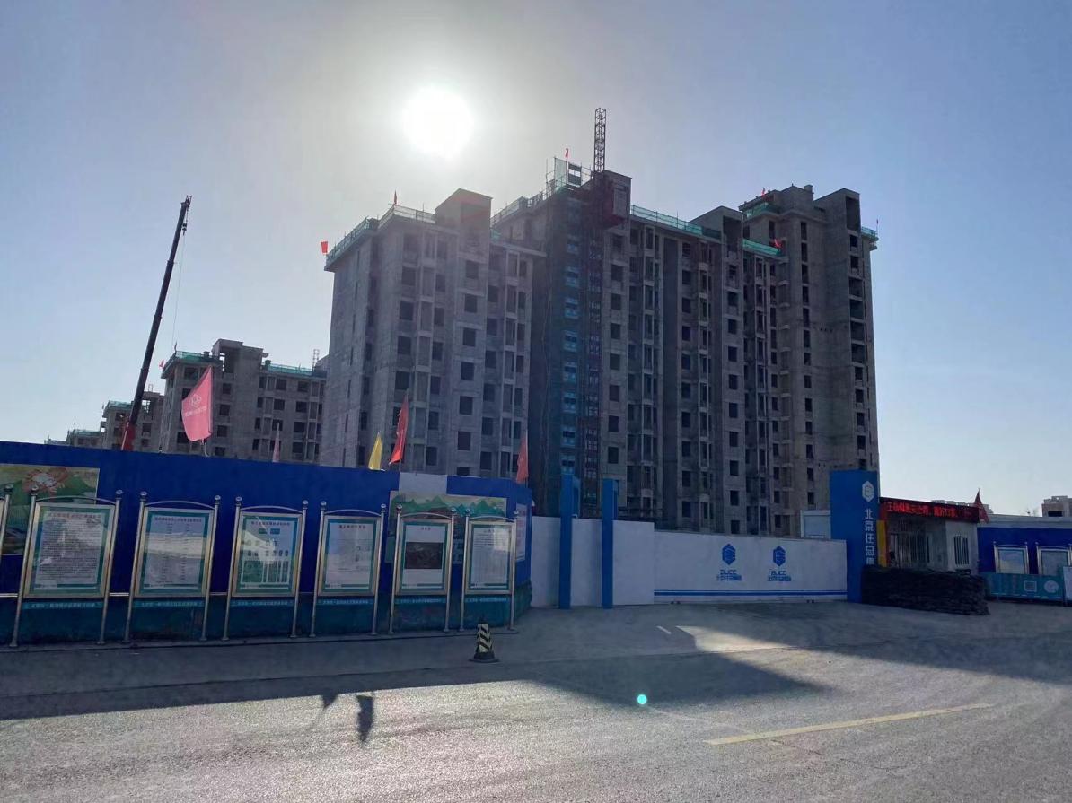 進入施工現(xiàn)場大門 進入施工現(xiàn)場大門